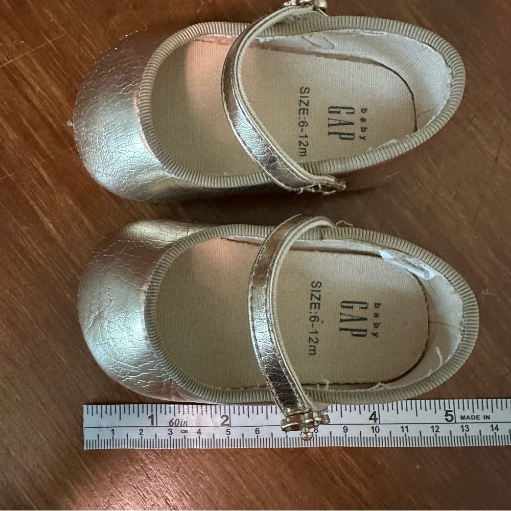 GAP Gold Baby Mary Jane’s, Size 6-12m - Picture 2 of 7